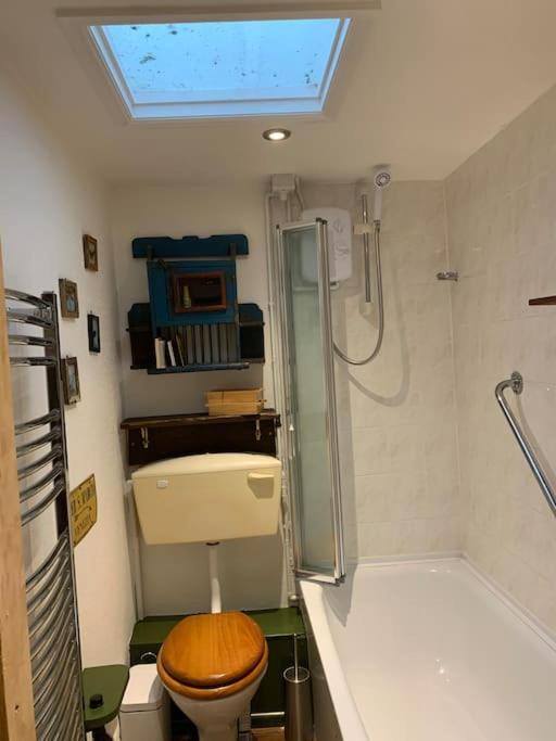 Cosy Holiday Cottage In Crickhowell. Llangattock エクステリア 写真